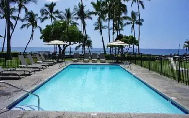 Kona Isle B22