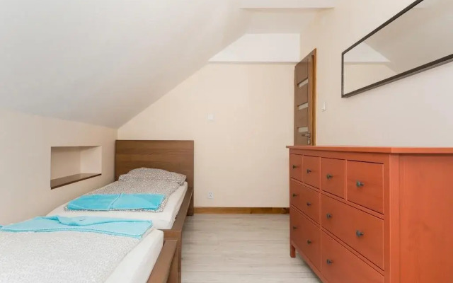 Holiday House Bursztyn by Renters