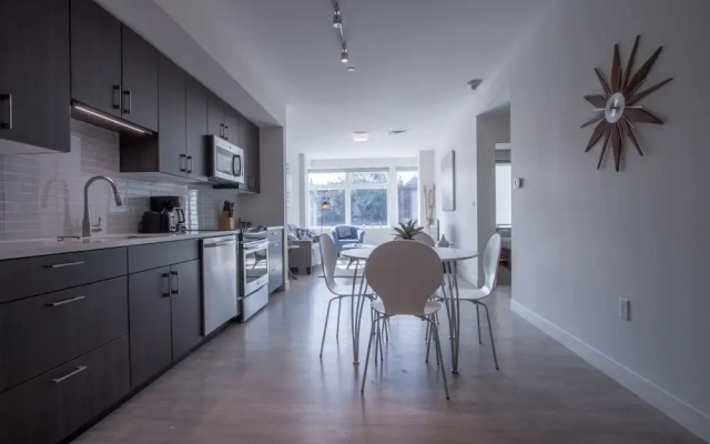 Pleasant Fenway Suites by Sonder