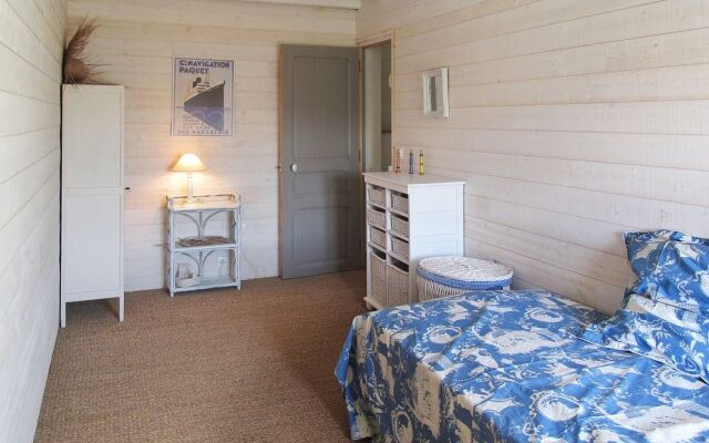 Ferme Familiale avec court de tennis