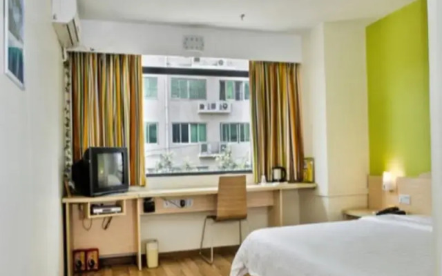 7Days Inn Shenzhen Baogua Ling