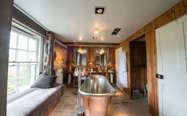The Five Bells Inn