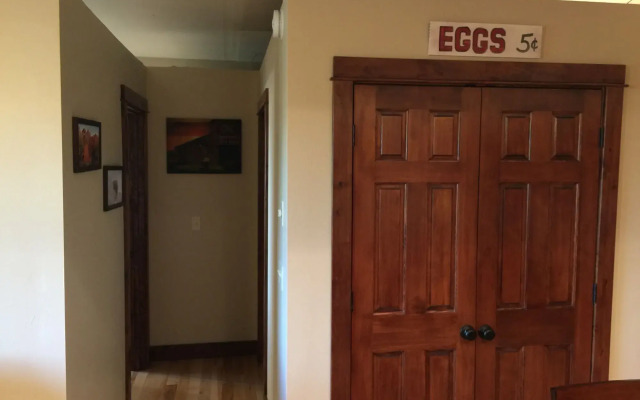 Whispering Pines Guest Suites