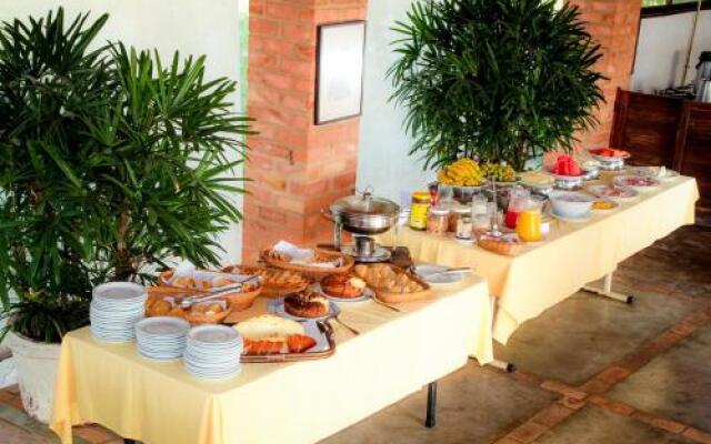 Pousada Vale Do Dinossauro