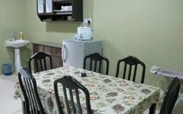 Desa Abadi Homestay - Muslim Only