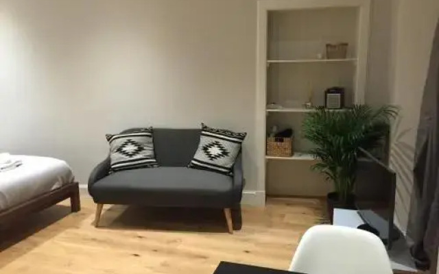 Stylish Studio on The Royal Mile