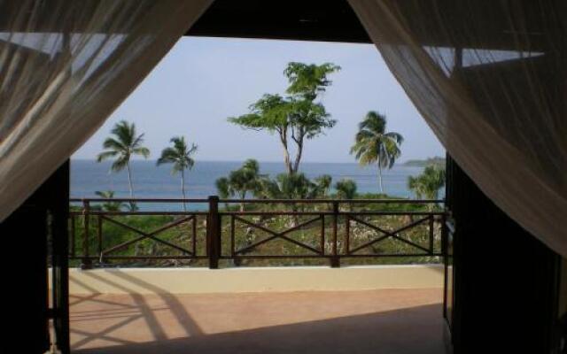 Beachfront Villa Bahia Rincon