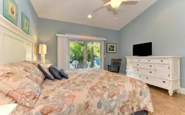 Sapphire Beach House 3 Bedroom Villa by RedAwning