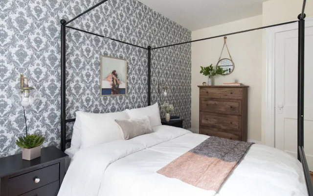 Sharp Brighton Suites by Sonder