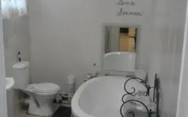 Poetry Guestrooms