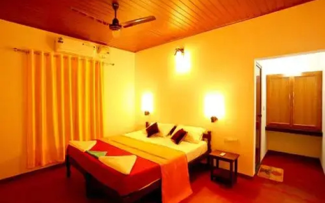 Marari Charlys Homestay