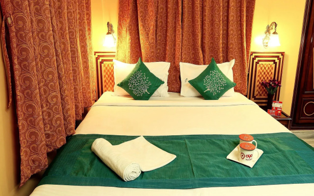 OYO Rooms Kalighat Lake Market