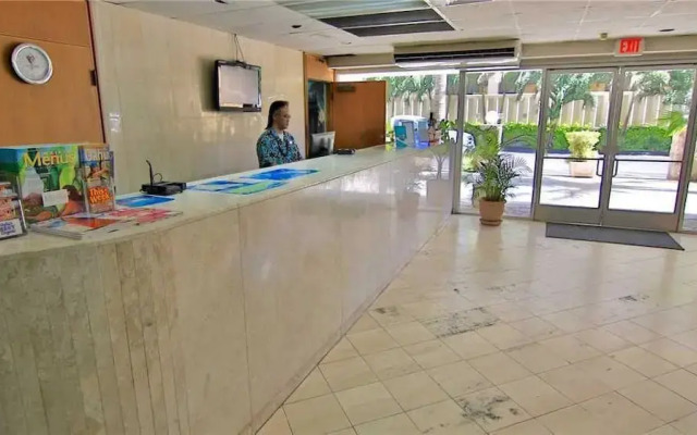 Ewa Hotel Waikiki #510 - Studio Condo