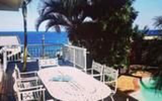 Hilton Holiday House