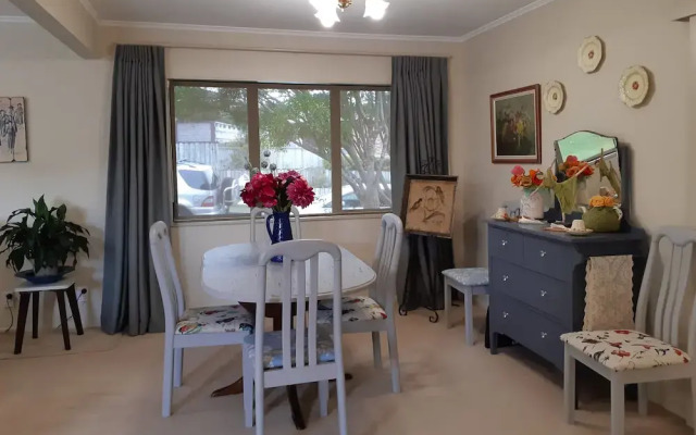 Rest & Relax at Ruskin