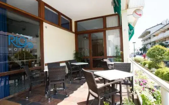 Hotel Rio Meublé