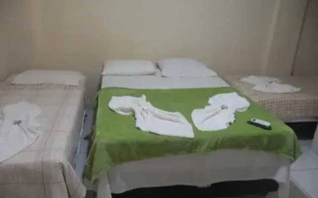 Hotel e Pousada Chalana