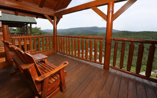 Poolish Behavior 7 Br cabin by RedAwning