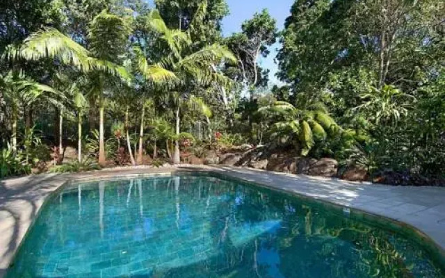 10/130 Lighthouse Rd, Byron Bay - James Cook Apartments