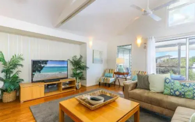 Ala Moana Beach House