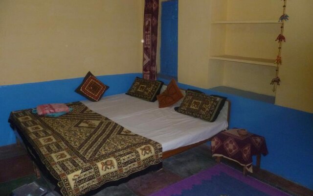 Nomads Guest House