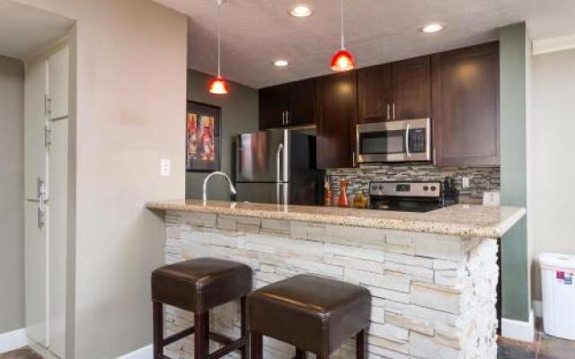 Woodland Springs - 3 Br Condo