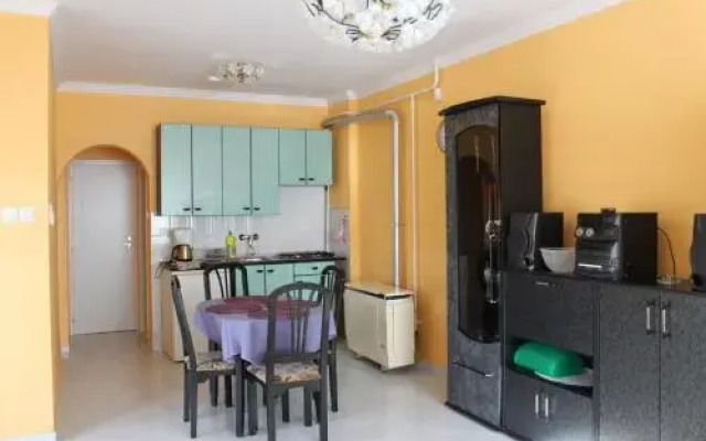 Orwa apartmanok - Cédrus köz