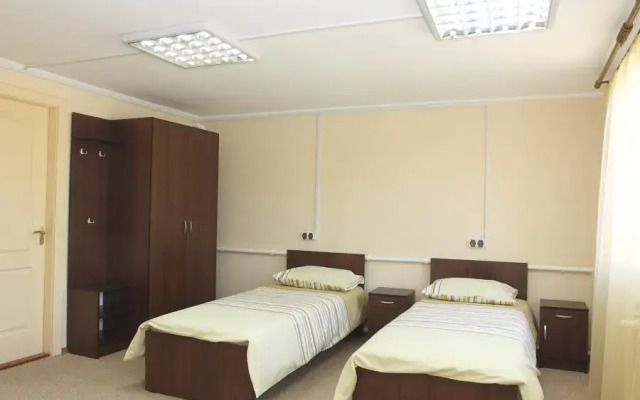 Four Seasons Slavutich Hostel