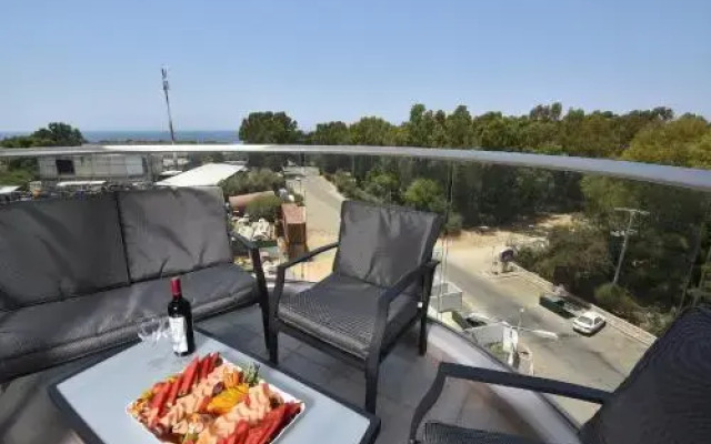 Achziv Island