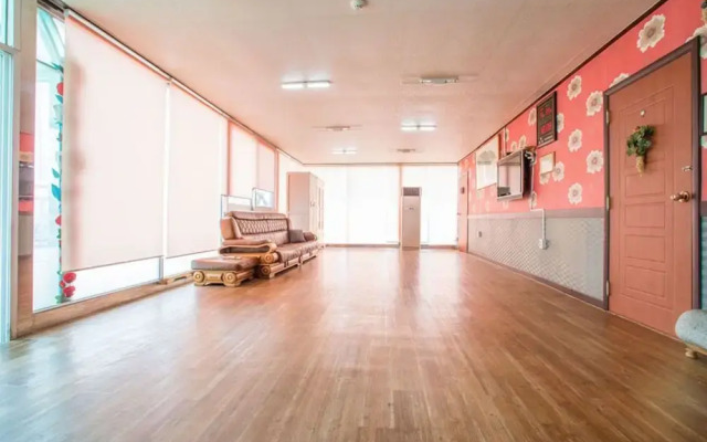 Seokmodo Sungho Pension