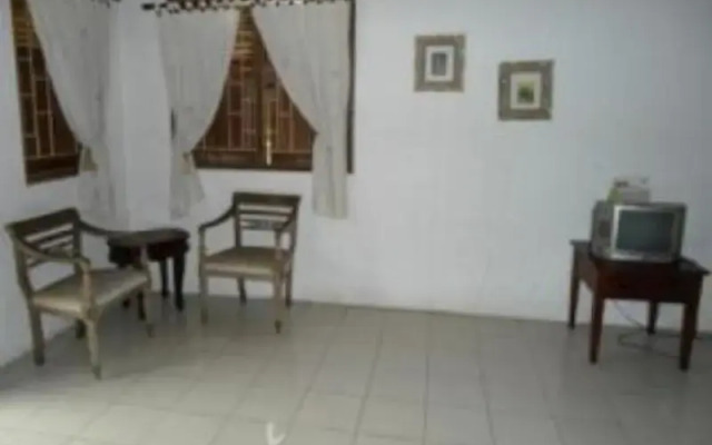 Nasta Inn Trawas