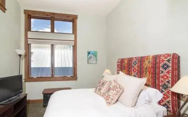Bear Creek Lofts #B