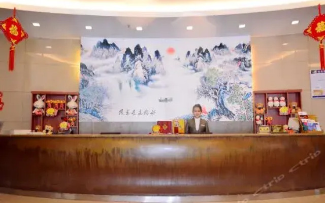 Inzone Garland Hotel