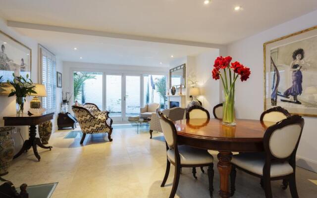 Veeve Luxurious 4 Bed 4 Bath Home In The Heart Of Hampstead