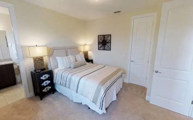 ACO PREMIUM - 6Bd pool and spa (1734)