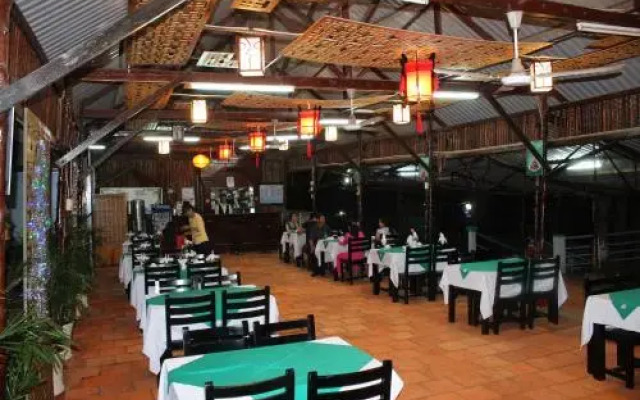Hon Rom 2 Resort