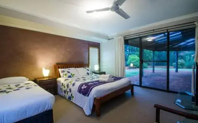 Yallingup pet friendly Bush retreat
