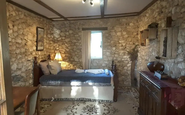 A La Folly