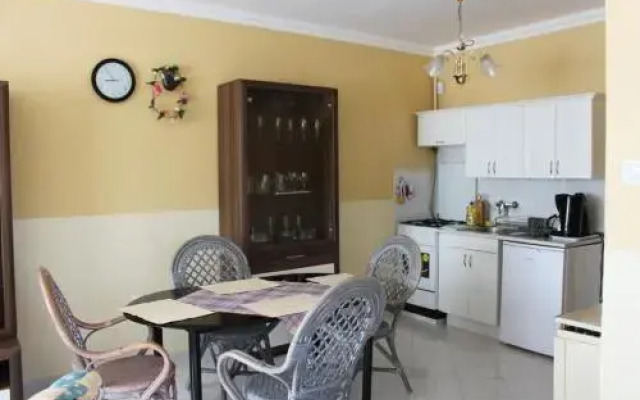 Orwa apartmanok - Cédrus köz