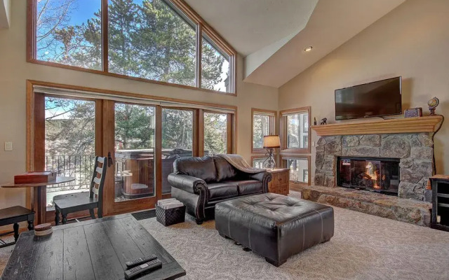 ResortQuest One Breckenridge Place