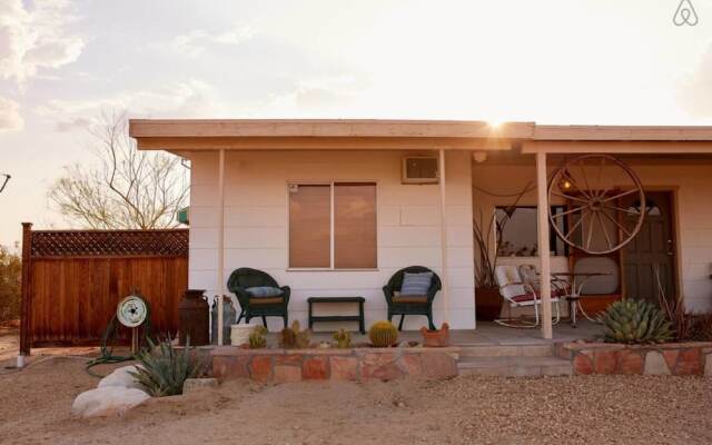 Godwin Ranch by Joshua Desert Retreats