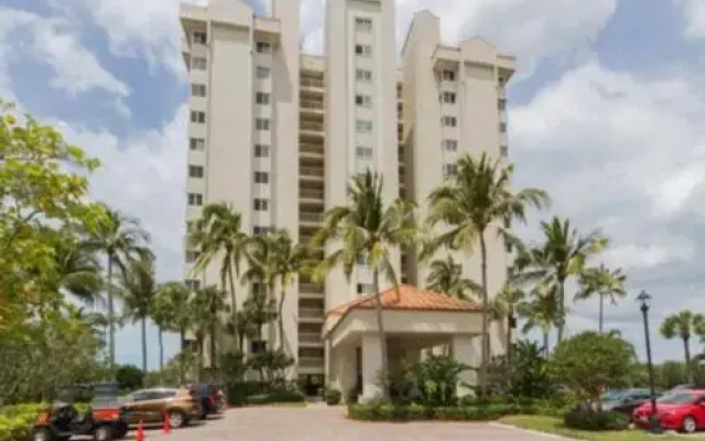 Beautiful Condo with Breathtaking Sunset Views by RedAwning