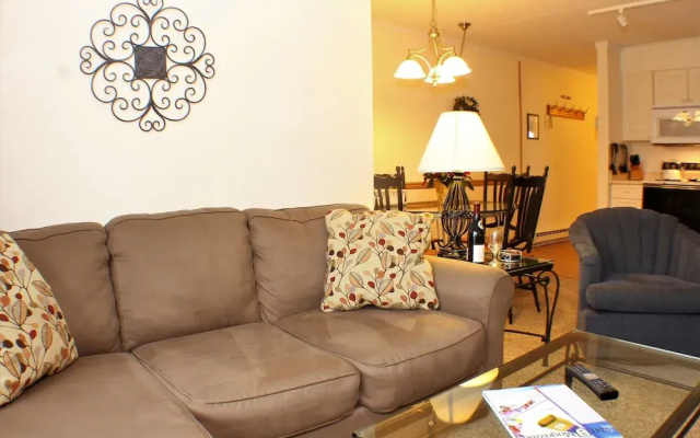 Whiffletree Condo Unit F5 by RedAwning