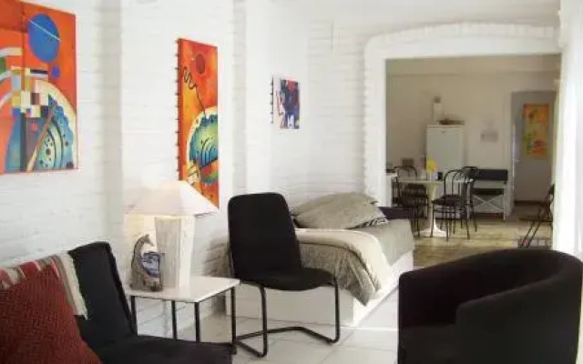 Madon Studio Self Catering Apartment