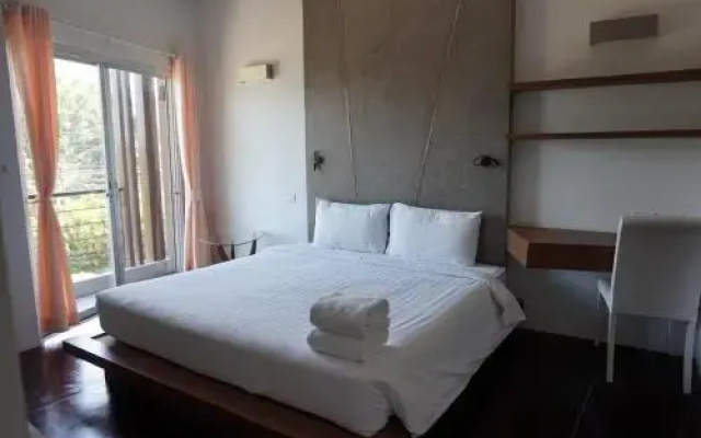 Replay One Bedroom Suite 93