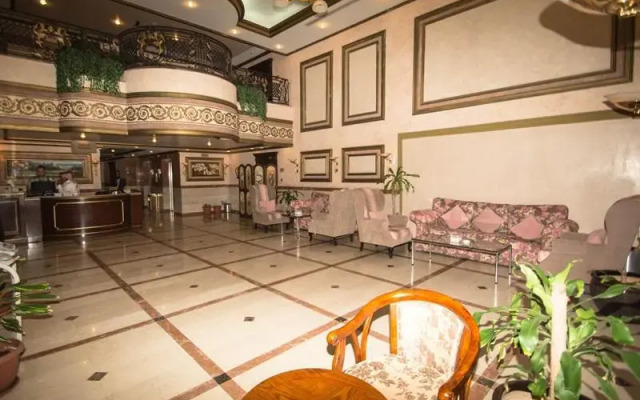 Lafontaine Rowaa Jeddah Suites