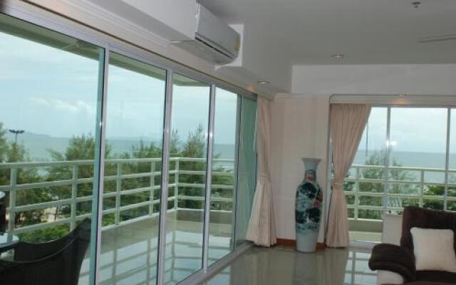 View Talay 7 Jomtien Beach Condominium