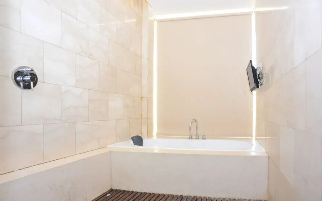 艾里巴厘岛努沙杜瓦比诺阿 61 号普拉塔玛酒店(Airy Nusa Dua Pratama 61 Benoa Bali)