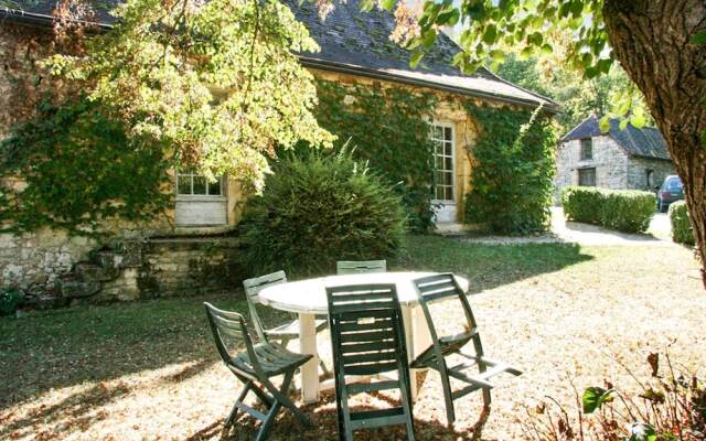 Holiday Home Sauveboeuf