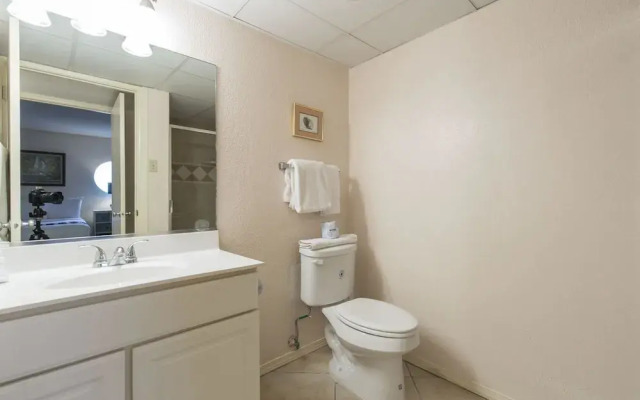 Bahia Mar Condominium 376